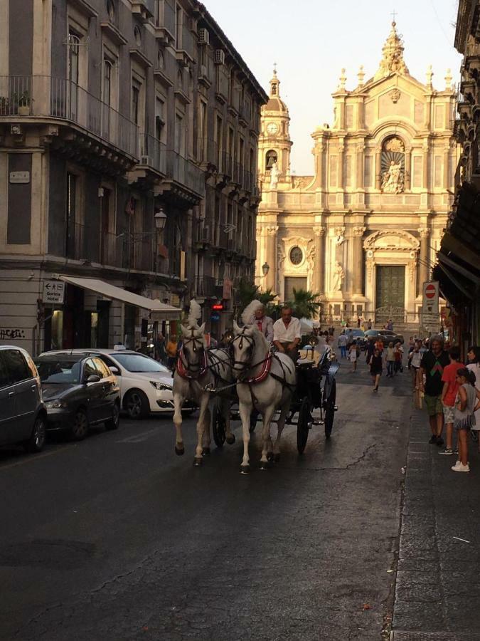 Sotto Il Duomo Apartment CTA Exterior foto